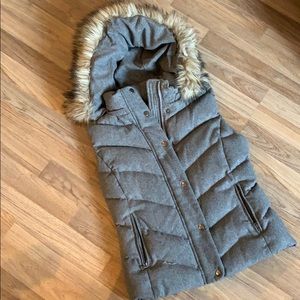 Gap Puffer Vest with faux fur lined hood